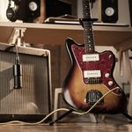 SM4-K-KIT-GUITARSTAND1_2